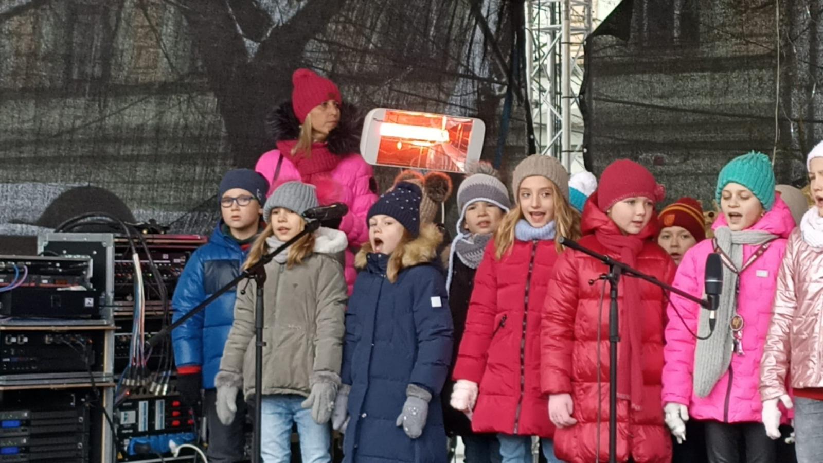 Zpívání na Masarykově náměstí