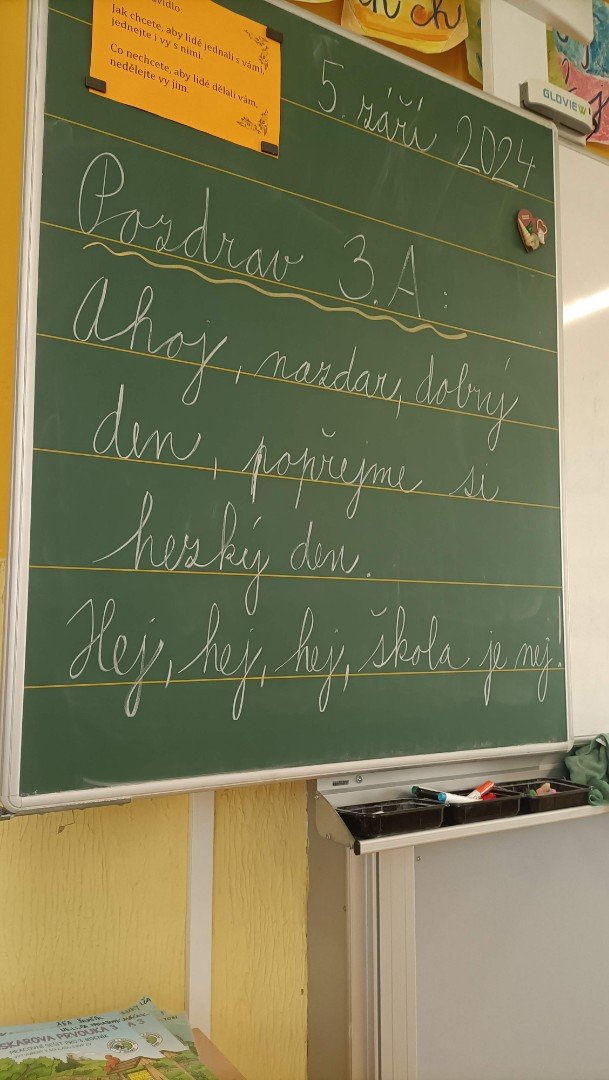 První školní týden je za námi:)