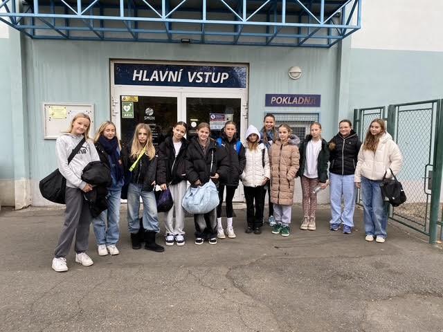 Hodina bruslení děvčat