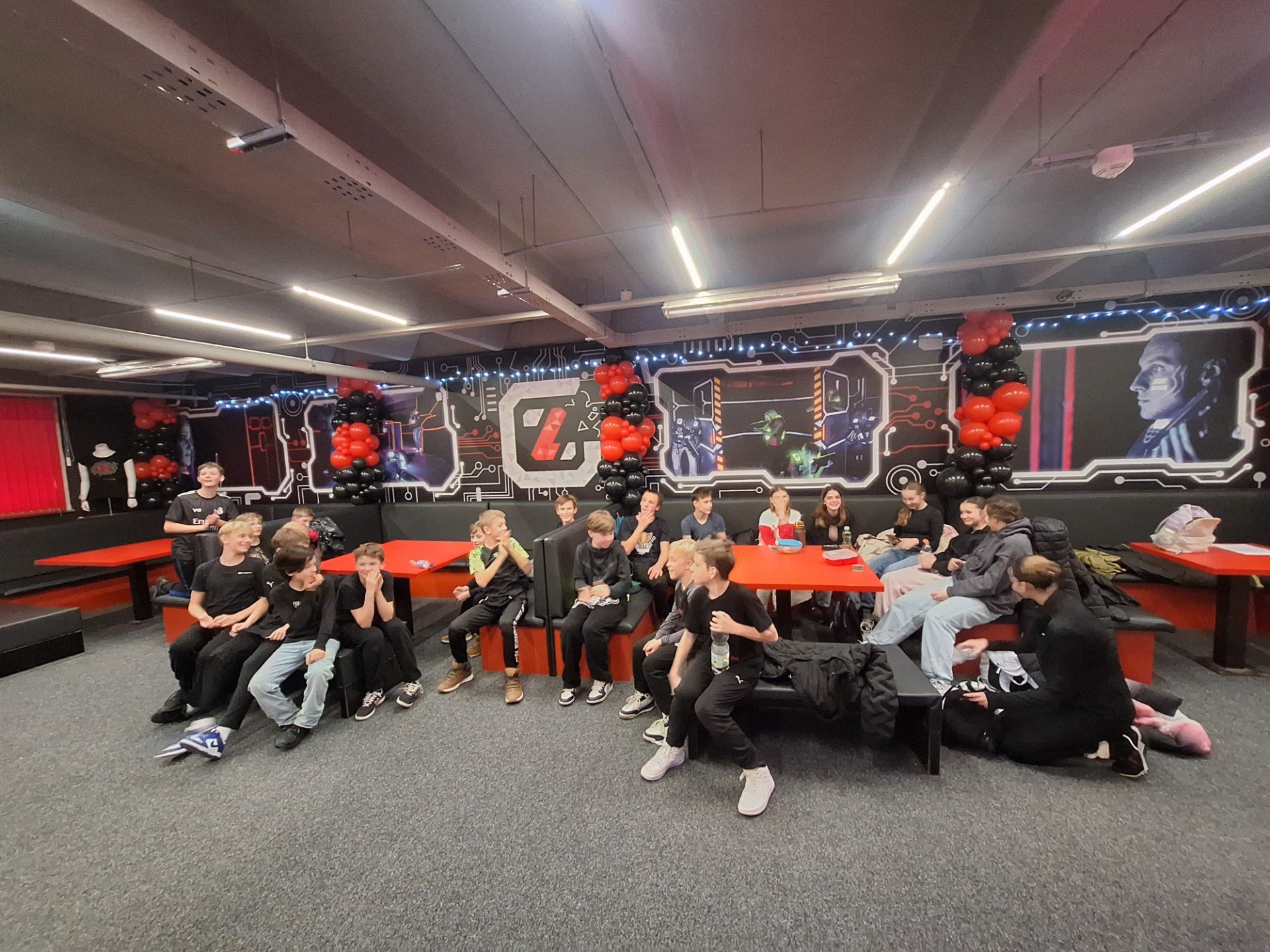 Vánoční trhy a lasergame ve Zlíně