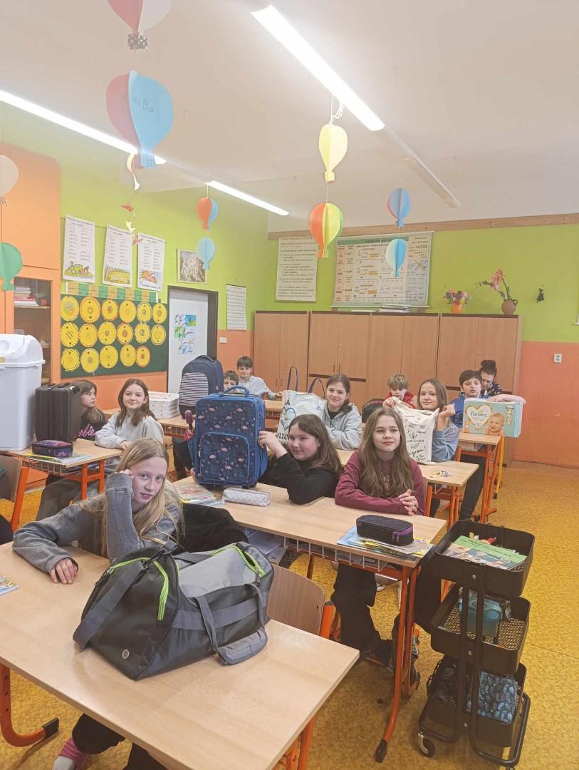 Aprílový den - Bez aktovek