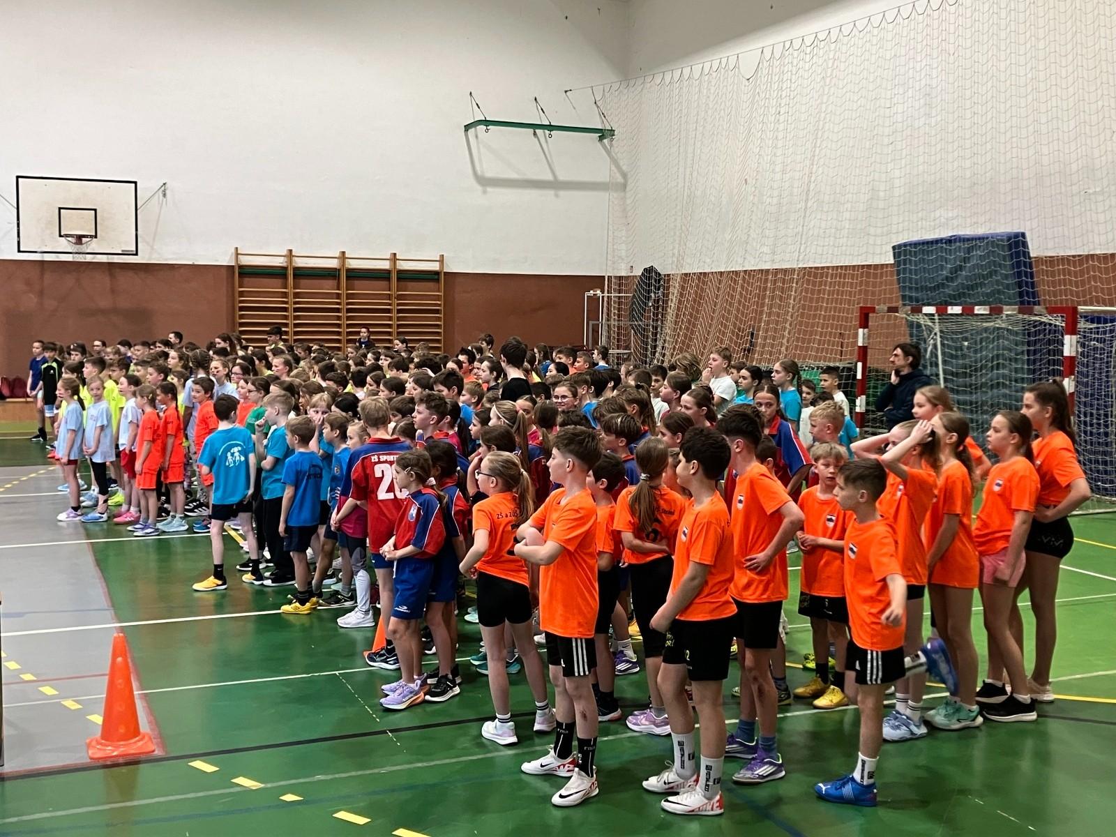 Halový atletický víceboj družstev a opět pohár pro Sportovku!